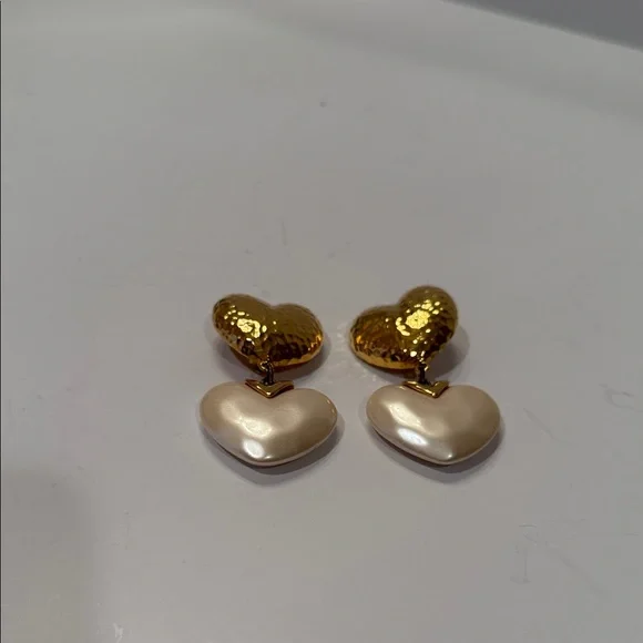 Vintage Carolee Gold and Cream Heart Drop Earrings - Picture 1 of 3